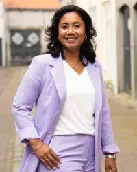 Travelplanner en Manager Maggie Kieboom, werkzaam sinds 2009 Specialisme Afrika, Azië, Costa Rica en Suriname